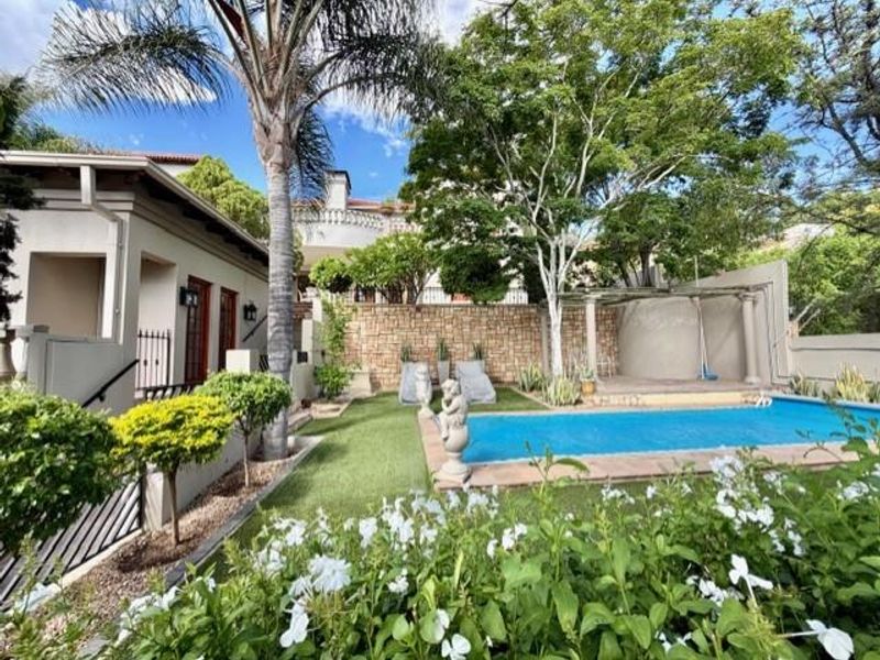 5 Bedroom House FOR SALE in Eros - Photo 3