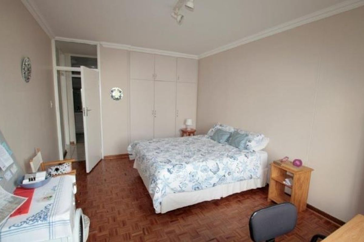 Spacious 123 sqm 2 bedroom apartment in Benmore - Photo 4