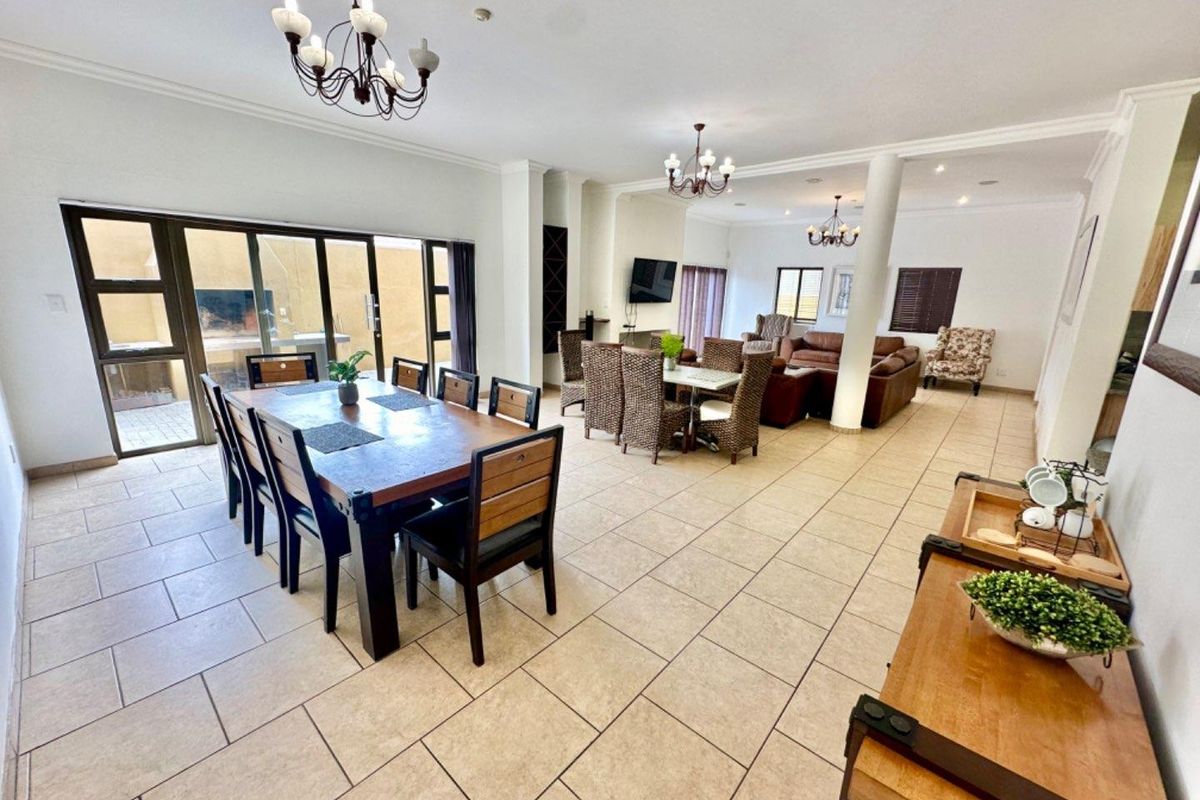 4 Bedrooms House For Sale in Long Beach - Photo 5