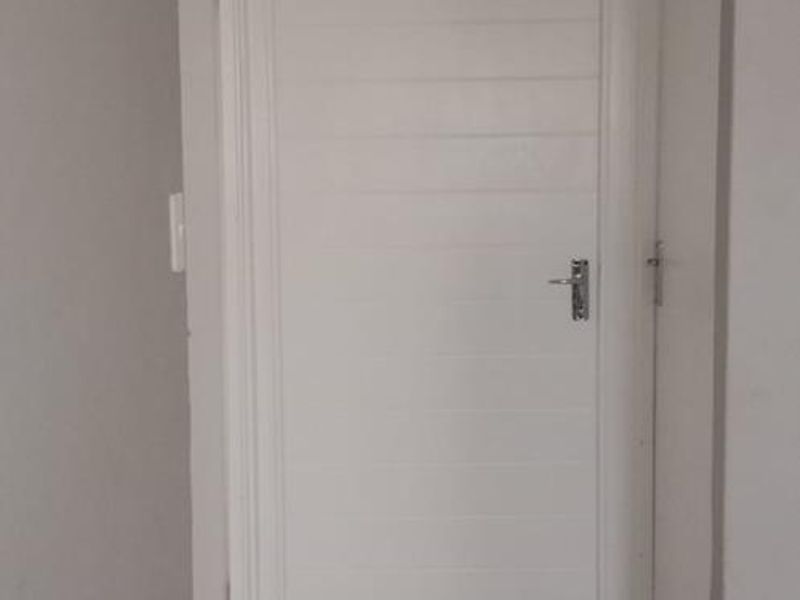 2 Bedroom House for Rent in Litha Park - Photo 7