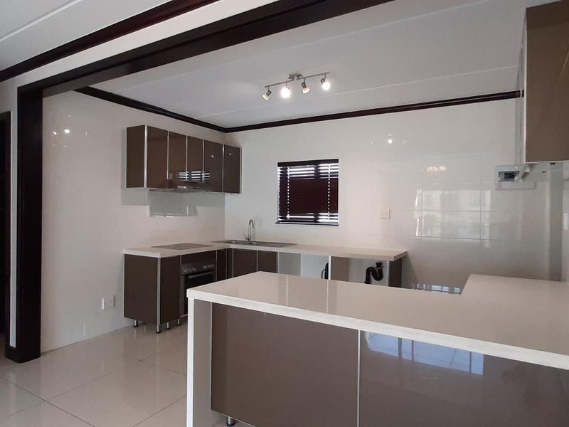 Modern, Secure Living in Cedar Acres – Stylish 3-Bedroom Rental Opportunity - Photo 10
