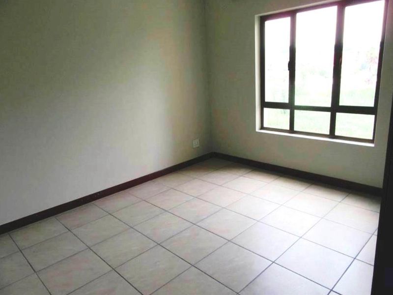 2 Bedroom Apartment for Sale in Noordwyk - Midrand. - Photo 8