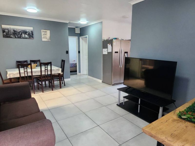 True Family Home Now Available - Photo 3
