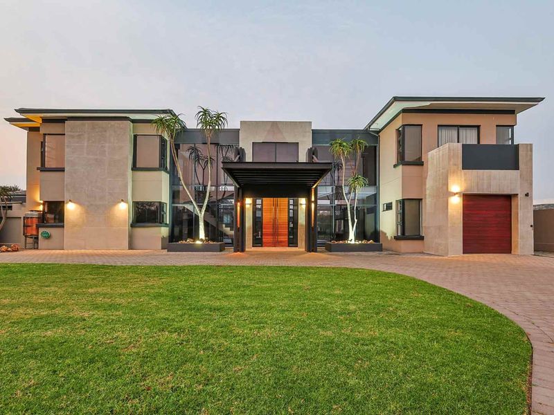 Modern Luxury Home for Sale - Photo 1