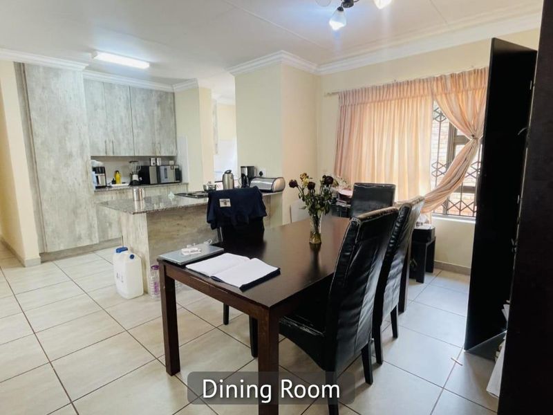 3 Bedroom House for Sale in Amandasig, Pretoria - Photo 9