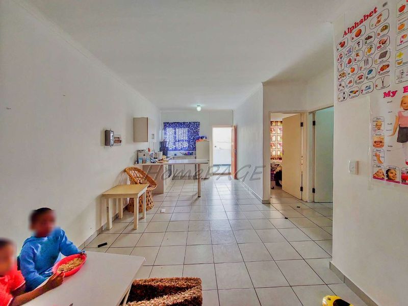 Kuisebmond Walvis Bay: 2 Bedr Apartment in Fox Village is for sale - Photo 4