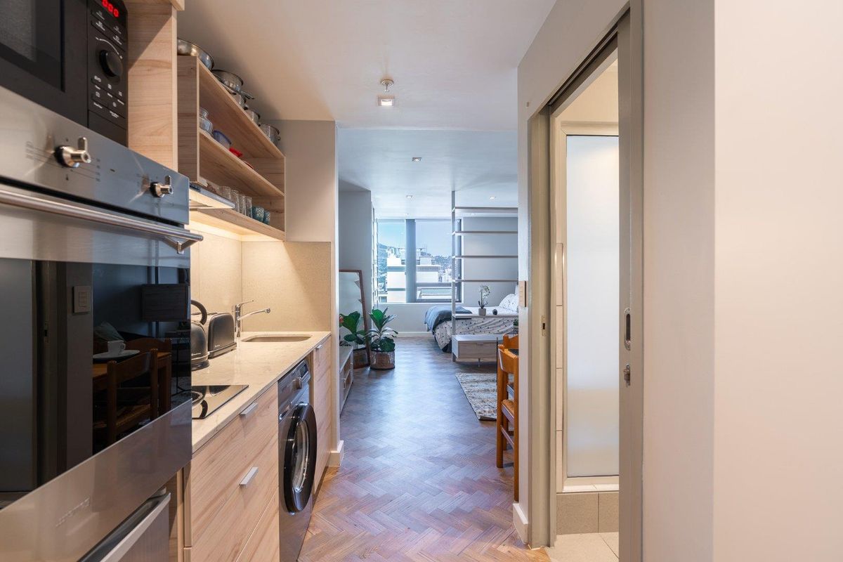 Fully Furnished Studio Apartment - Photo 5