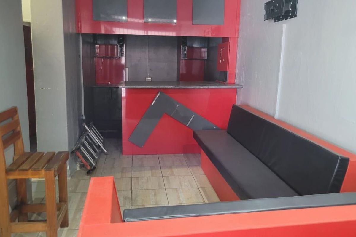 OWN YOUR OWN PUB AND GRILL WITH GREAT POTENSIAL.  LARGE FLOOR SPACE. - Photo 5