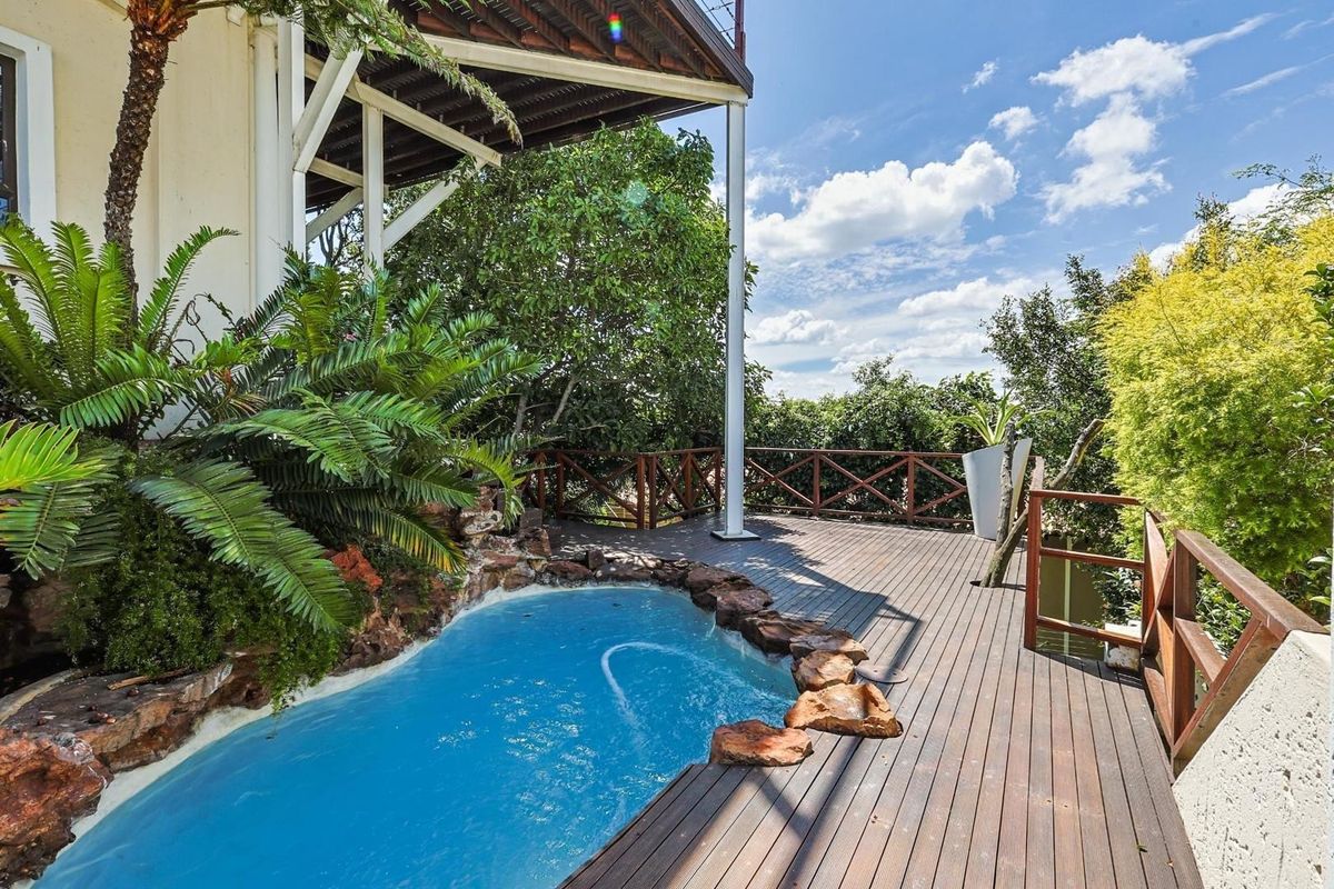 The Uncompromised Standard - Photo 3