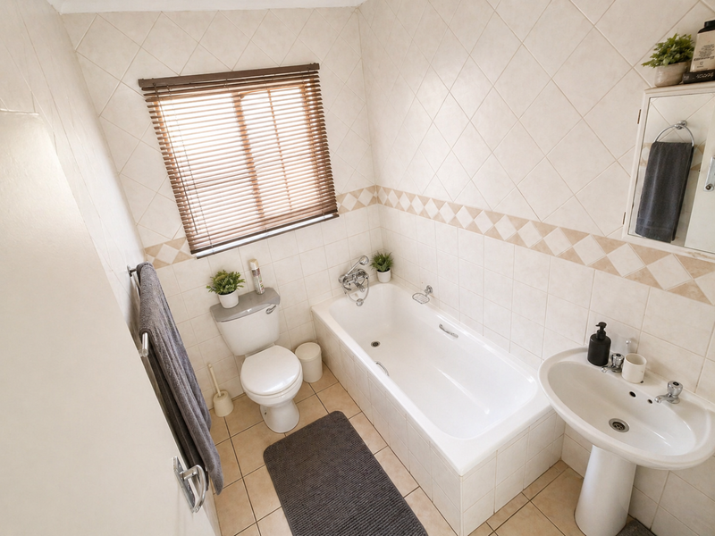 3 Bedroom Townhouse Offering Great Indoor Outdoor Flow - Photo 10