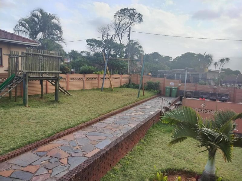 Super Duper Family Duplex !! - Photo 6