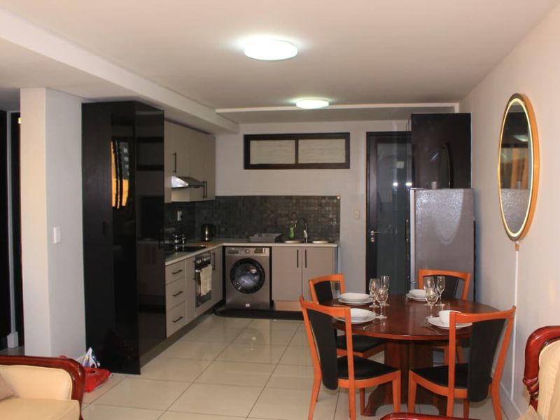 To Let CBD area short rentals - Photo 1