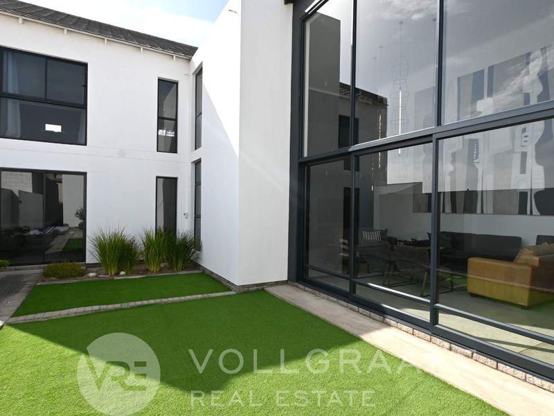 Modern Home Available For Rent - Photo 2