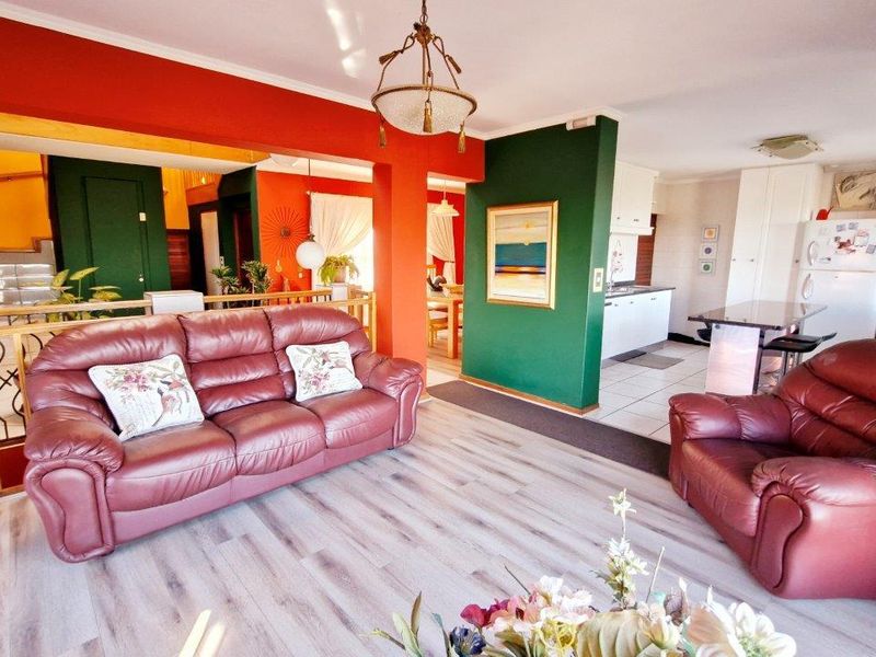 DON'T MISS OUT ON THIS AMAZING FAMILY HOME!!! - Photo 10