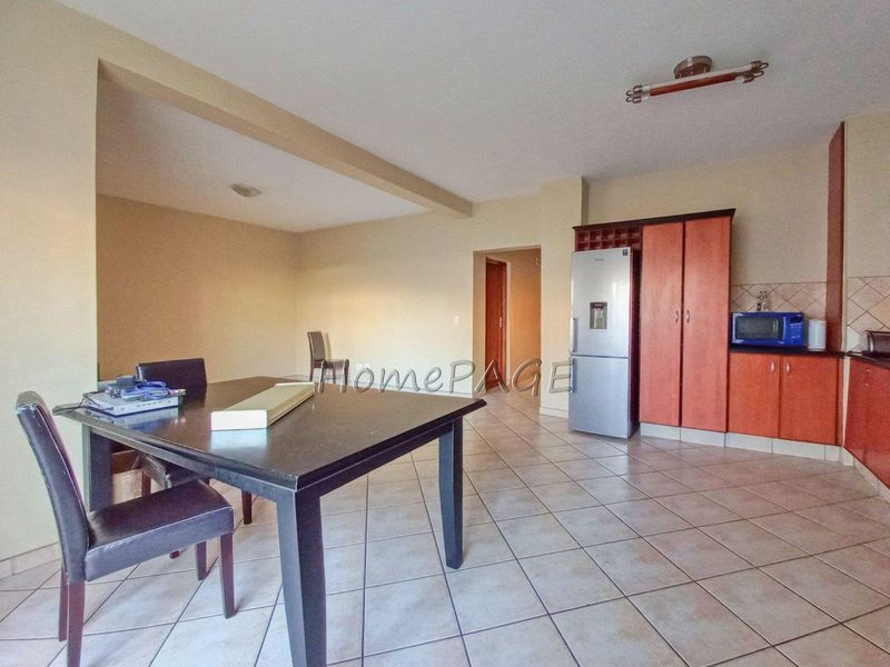 Central, Walvis Bay:  3 Bedr Duplex Unit is for Sale - Photo 7