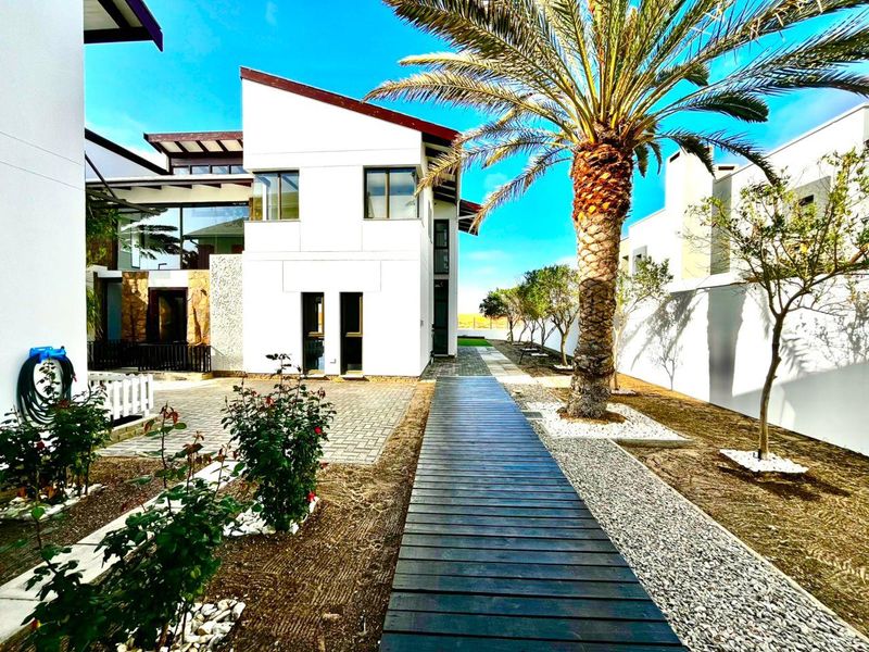 Luxury Swakopmund Mansion - Photo 5