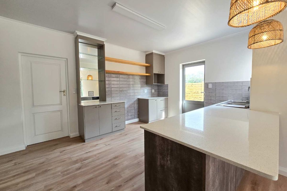 Modern townhouse for sale in Stilbaai-Wes. - Photo 5