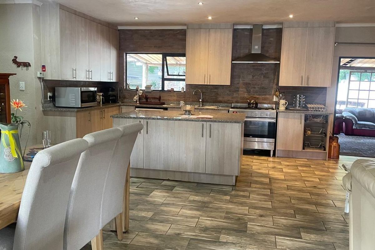 Priced to sell property - Photo 3