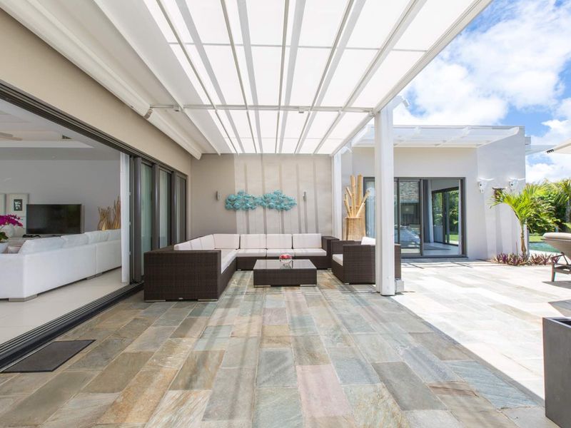 Elevated Luxury with Breathtaking Golf & Mountain Views. - Photo 3