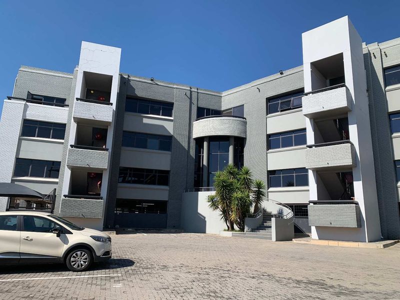 329m2 First Floor Office To Let at 11 Naivasha Road, Sunninghill - Photo 1