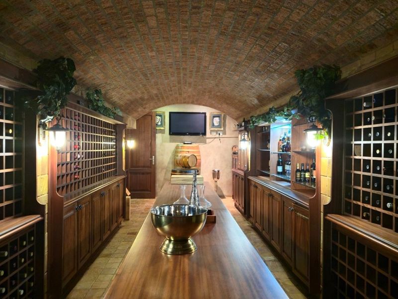 Tuscan Villa where elegance meets luxury - crafted for family, lifestyle, and prestige. - Photo 7