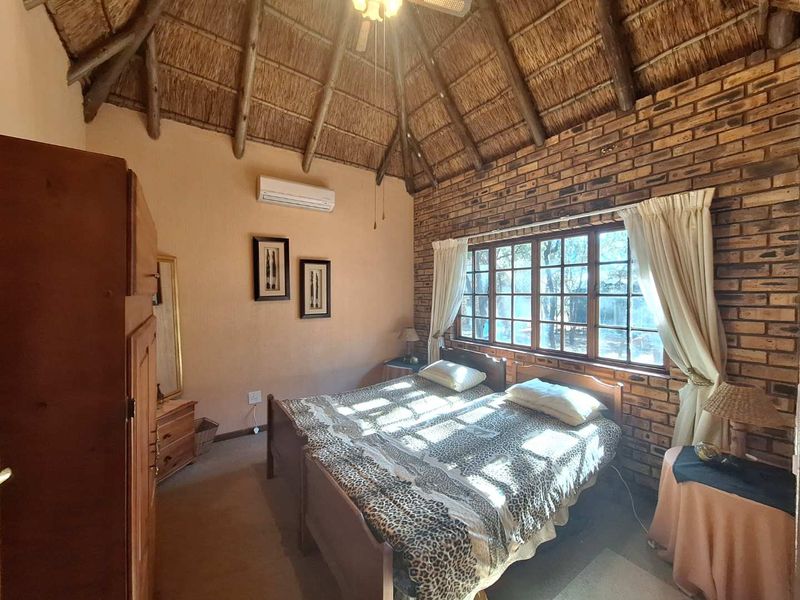 Charming 2-Bedroom House in Prime Location - Fully Furnished - Photo 8