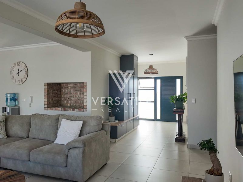Modern Elegance Meets Coastal Comfort - Photo 6
