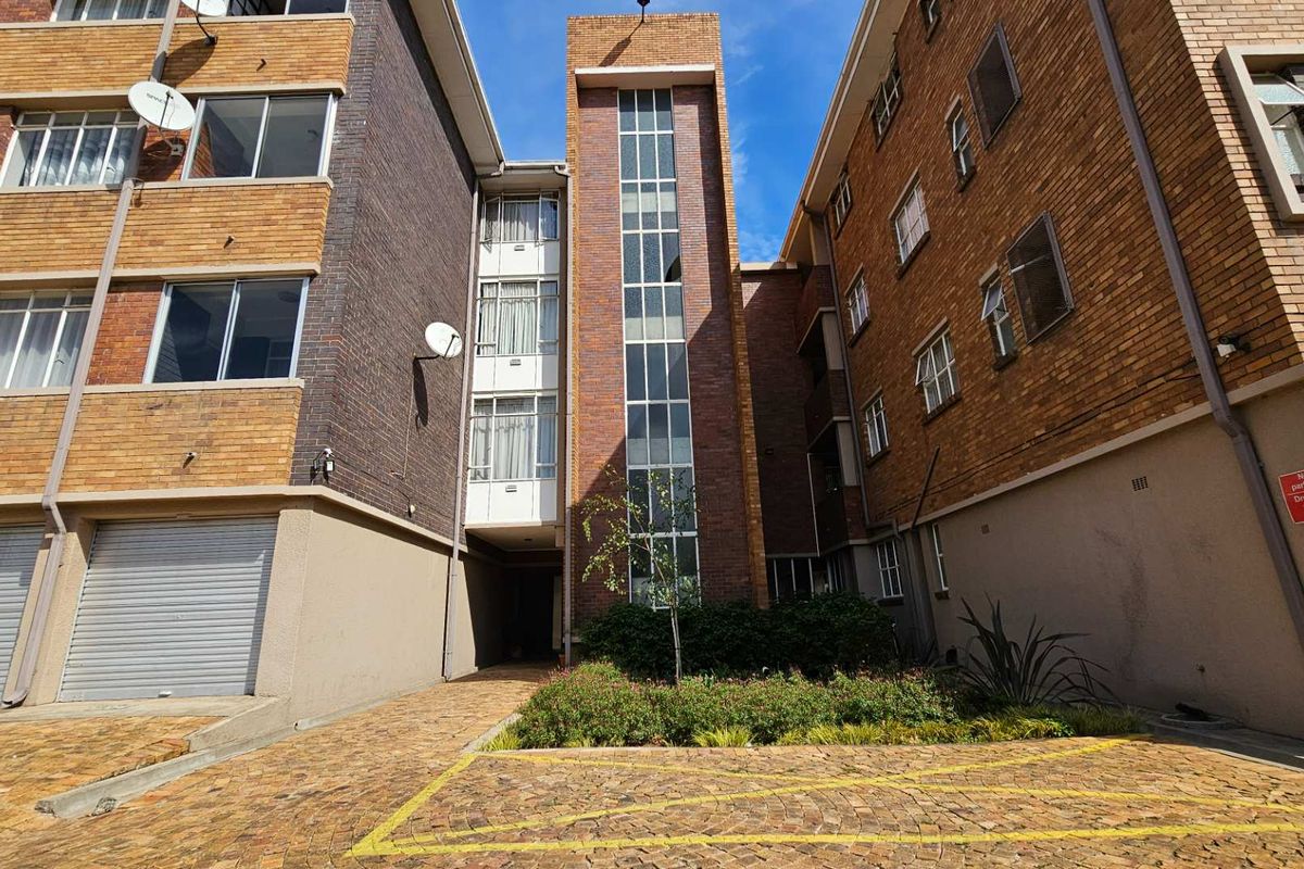 Flat in the Heart of Germiston For Sale - Photo 2
