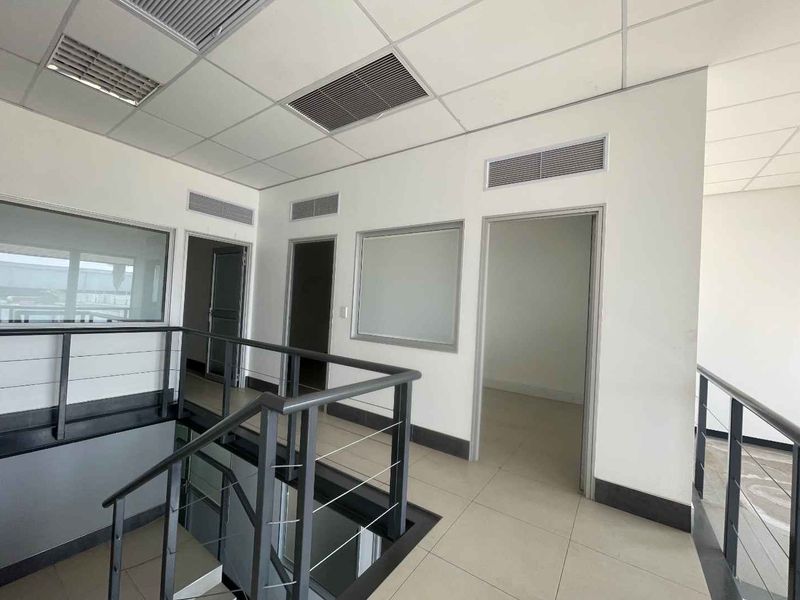 FOR SALE📍NORTHERN INDUSTRIAL, WINDHOEK - Photo 2