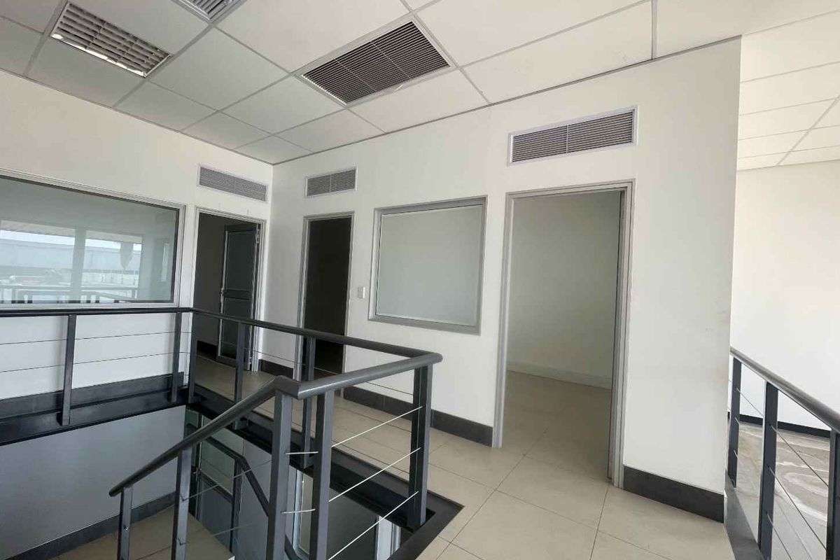 FOR SALE📍NORTHERN INDUSTRIAL, WINDHOEK - Photo 2