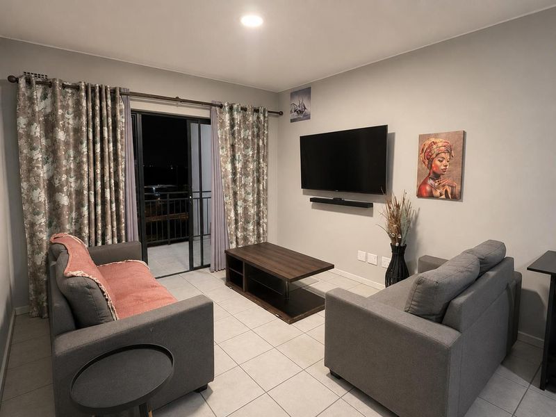 2 Bedroom Apartment For Sale in Parklands East - Photo 2