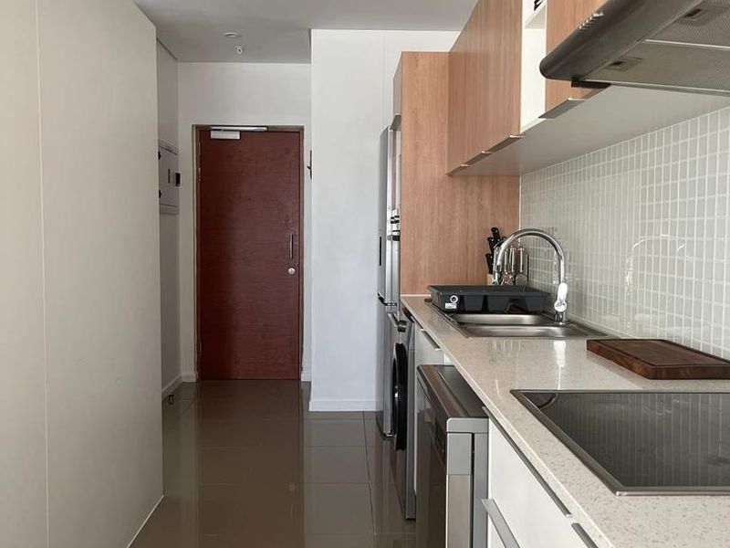 Fully Furnished Apartment For Rent At Freedom Plaza - Photo 8