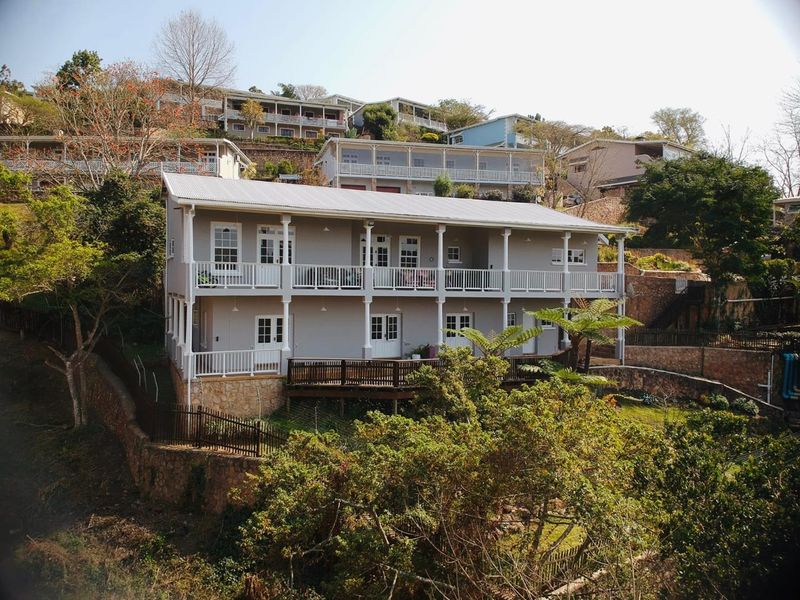 Exceptional Estate Living – Space, Security, Views & Unbeatable Value - Photo 2