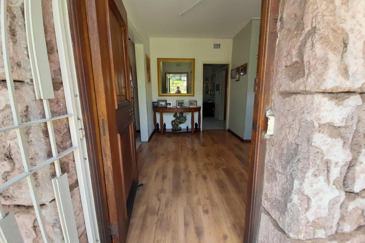 Family Home with a Flatlet for sale - Photo 5