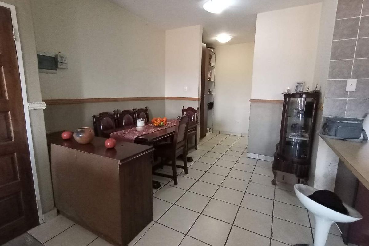 2 BEDROOM APARTMENT FOR SALE IN NORKEM PARK EXT 2 - Photo 3