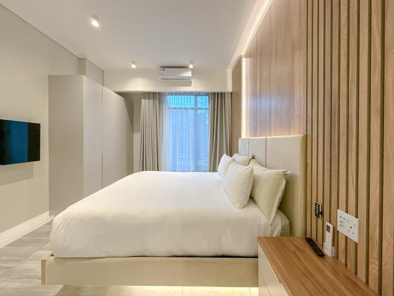 Stylish Fully Furnished 1-Bedroom Apartment | The Capital Trilogy, Menlyn Maine - Photo 9