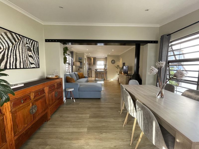 Renovated 3-Bed Home in Safe, Family-Friendly Neighborhood - Photo 4