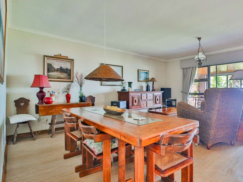 Perfect lock-up and go with magical sea views - Photo 9