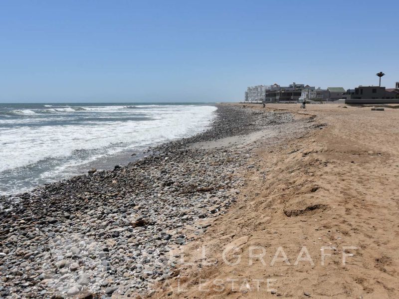 Beachfront Bliss in Vogelstrand, Swakopmund – Exclusive Value Opportunity - Photo 9