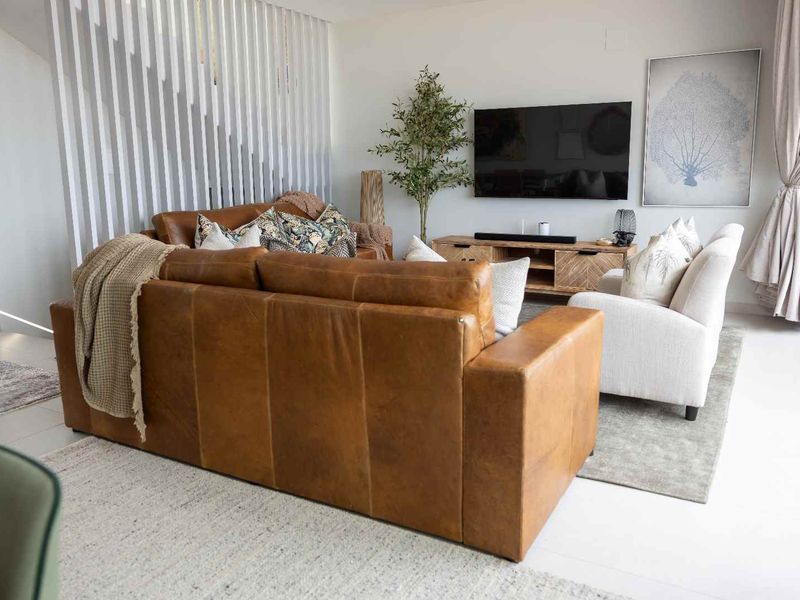 FURNISHED BEACHFRONT PROPERTY - Photo 7