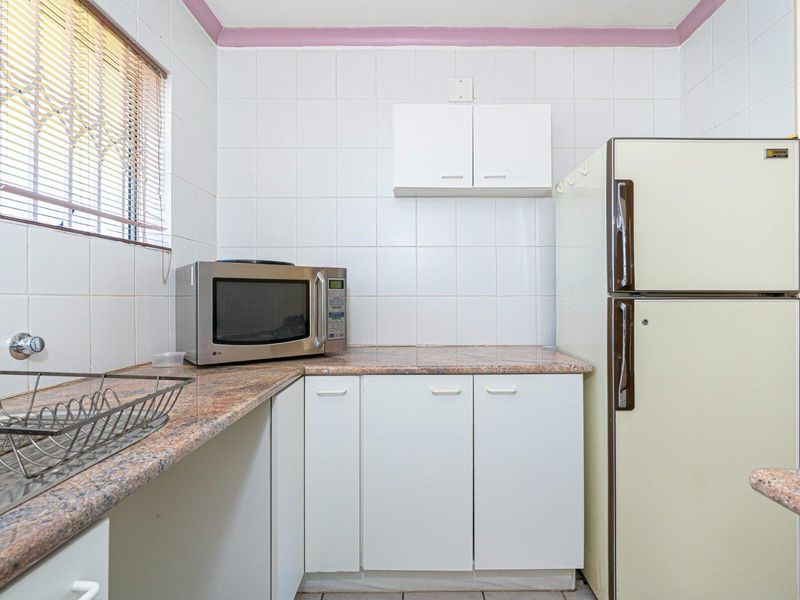 Secure Apartment with Mountain Views in Well-Run Complex - Photo 8