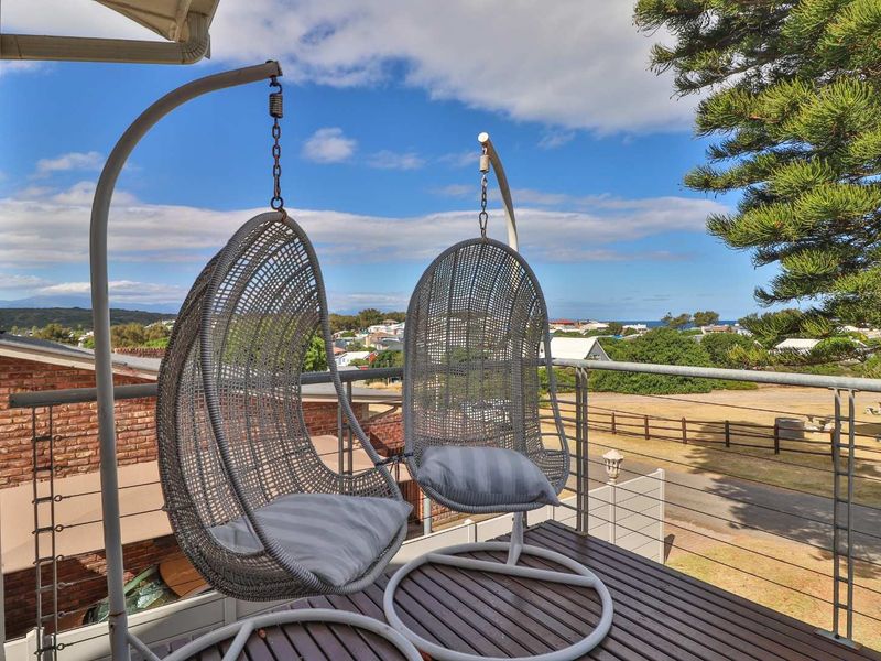 Dream Home & Investment in Prime Hartenbos - Photo 4