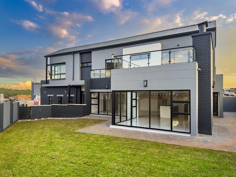 The Perfect Home for Growing Families - Photo 2