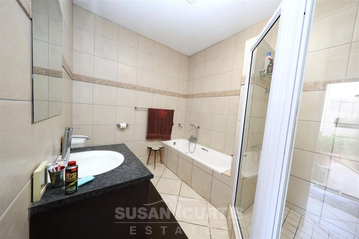 3-Level Duplex Townhouse with Sea & Dune Views - Photo 4