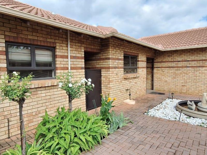 Retirement cluster - Photo 3