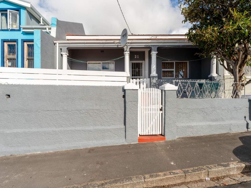 Woodstock delight- 3 bed charm in the heart of the CBD - Photo 1