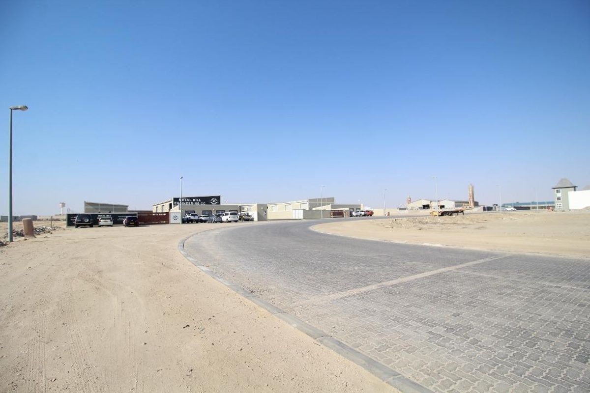 Vacant industrial land for sale in Swakopmund - Photo 4