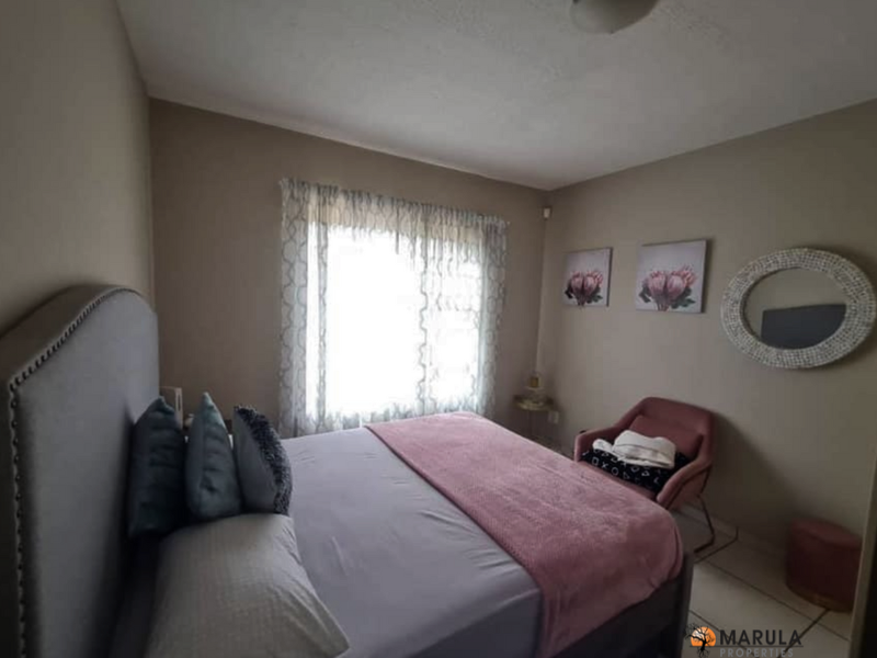 2-Bedroom Apartment For Sale | N$1 215 000 - Photo 4