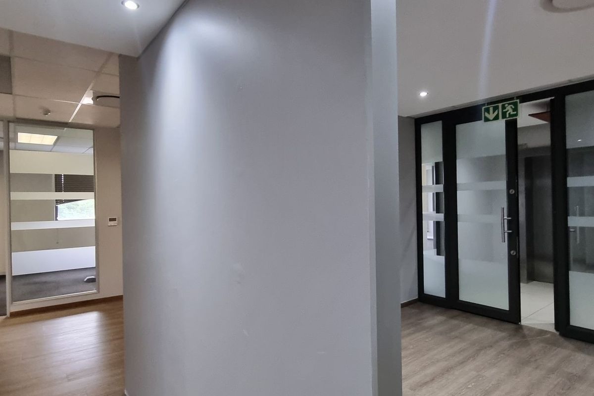1 295m2 Louwlardia Centurion Office To Let - Photo 3