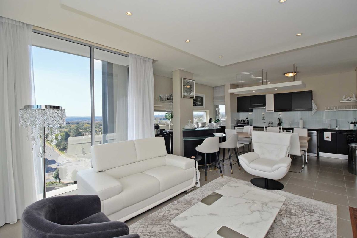 Elite address: Sun filled Secure, Sophisticated Luxury living and a 24hr concierge - Photo 3